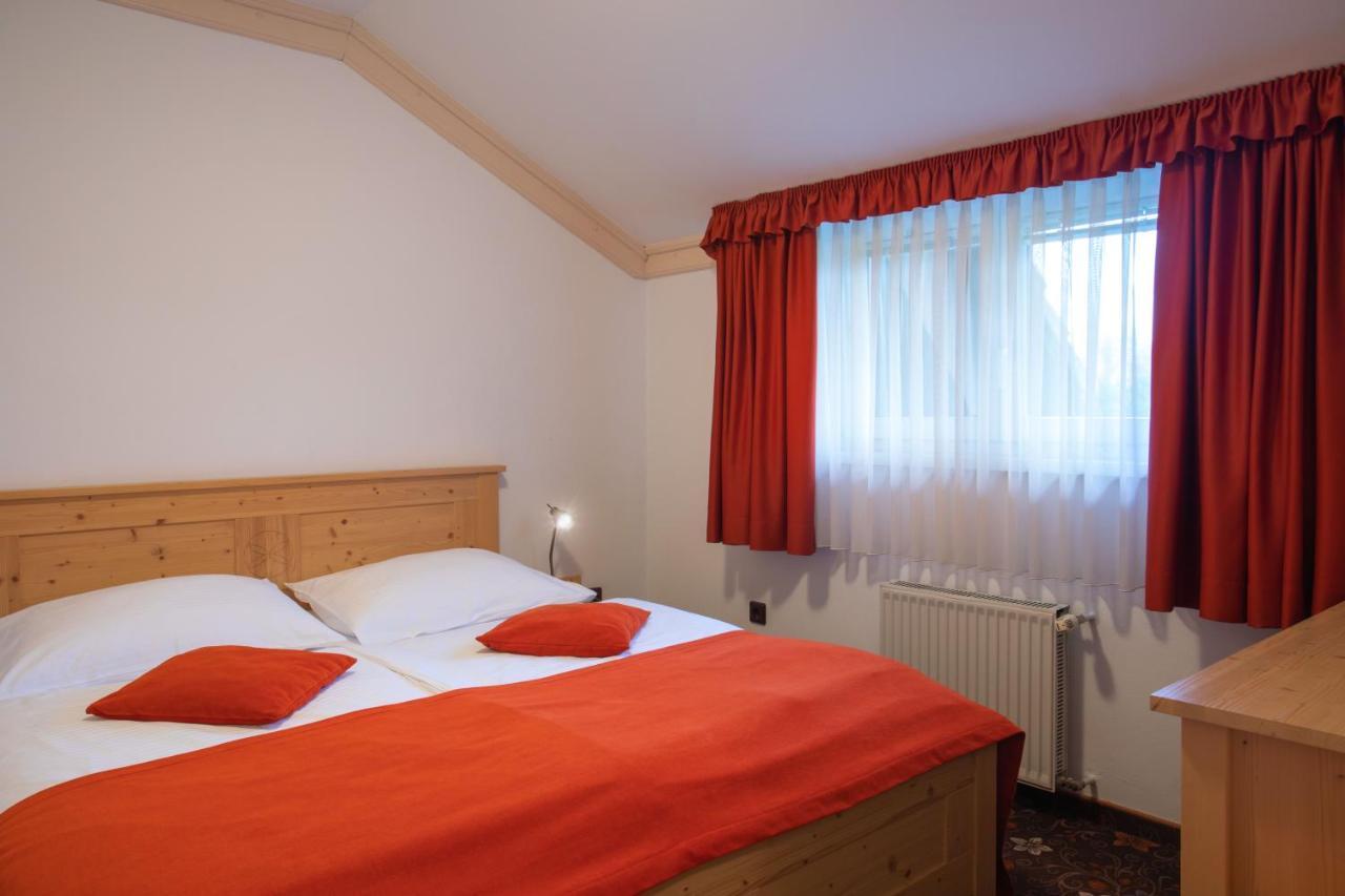 Alp Pension Bled Bagian luar foto