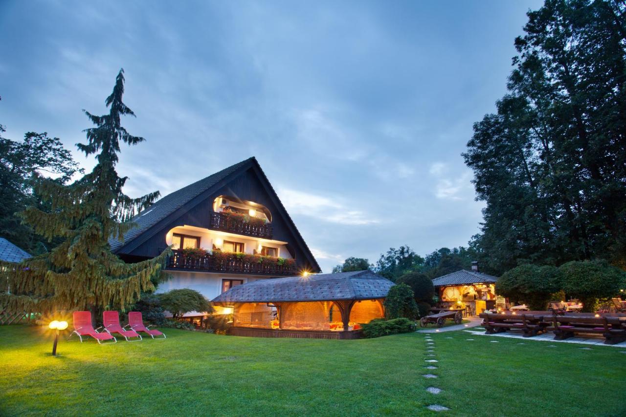 Alp Pension Bled Bagian luar foto